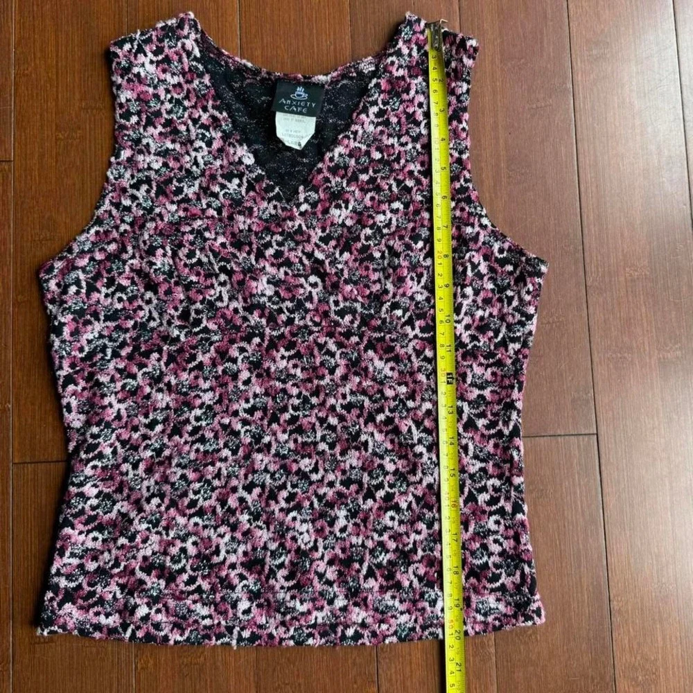 Vintage Y2K Pink and Black‎ Floral Tank